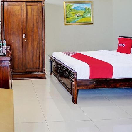 Oyo 91587 Griya Buah De5 Syariah Otel Sidoarjo Dış mekan fotoğraf