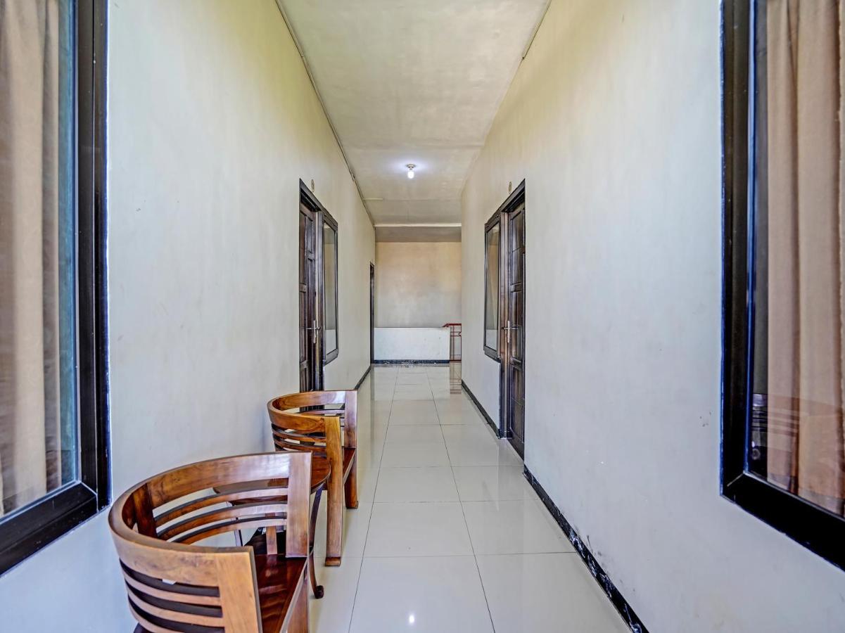 Oyo 91587 Griya Buah De5 Syariah Otel Sidoarjo Dış mekan fotoğraf