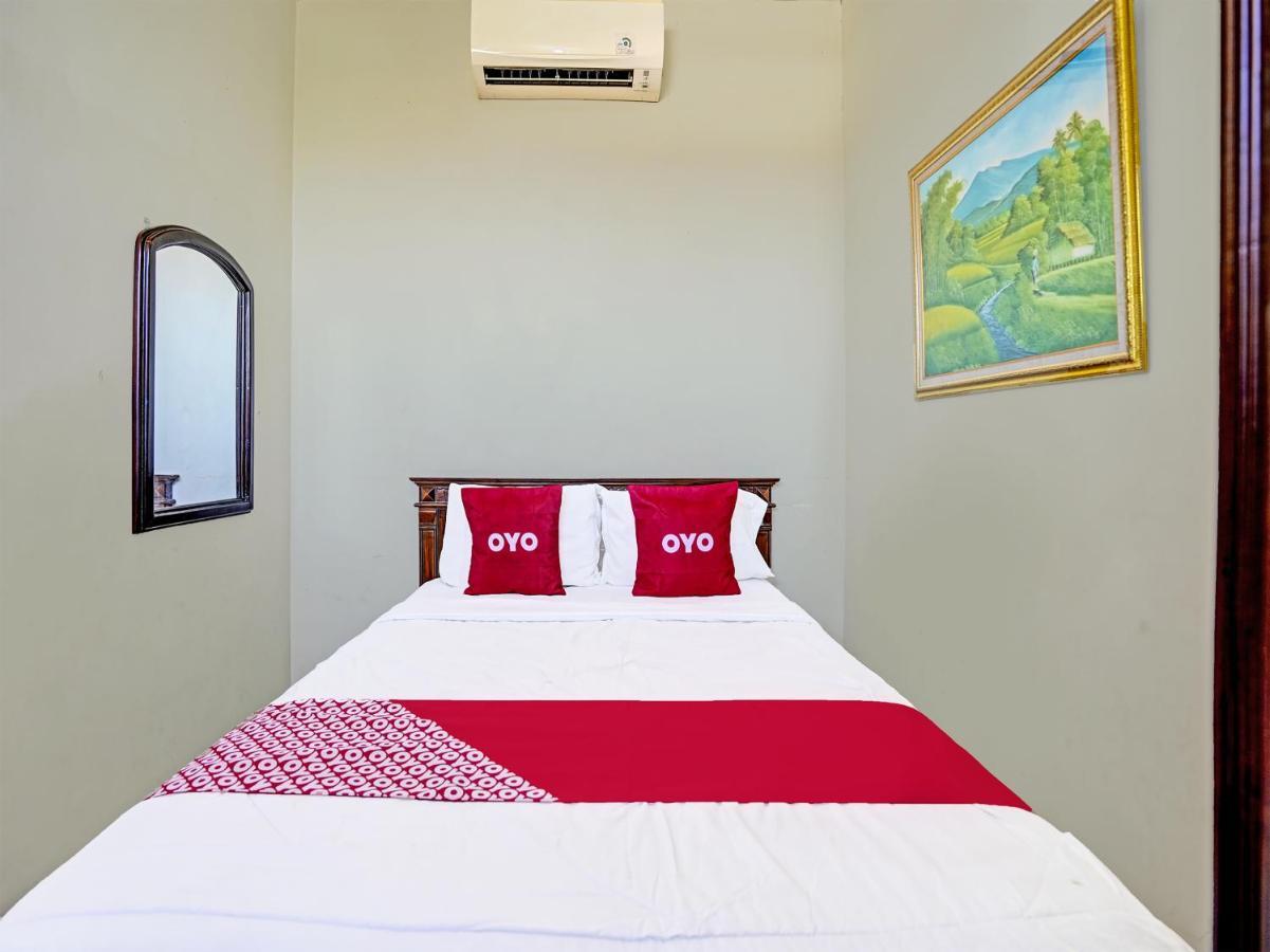 Oyo 91587 Griya Buah De5 Syariah Otel Sidoarjo Dış mekan fotoğraf